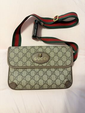 Gucci GG Supreme Neo Vintage Web Belt Bag